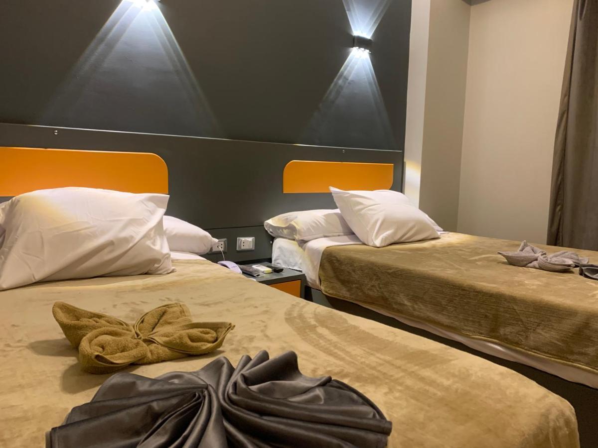 Royal Hotel Qinā Eksteriør bilde